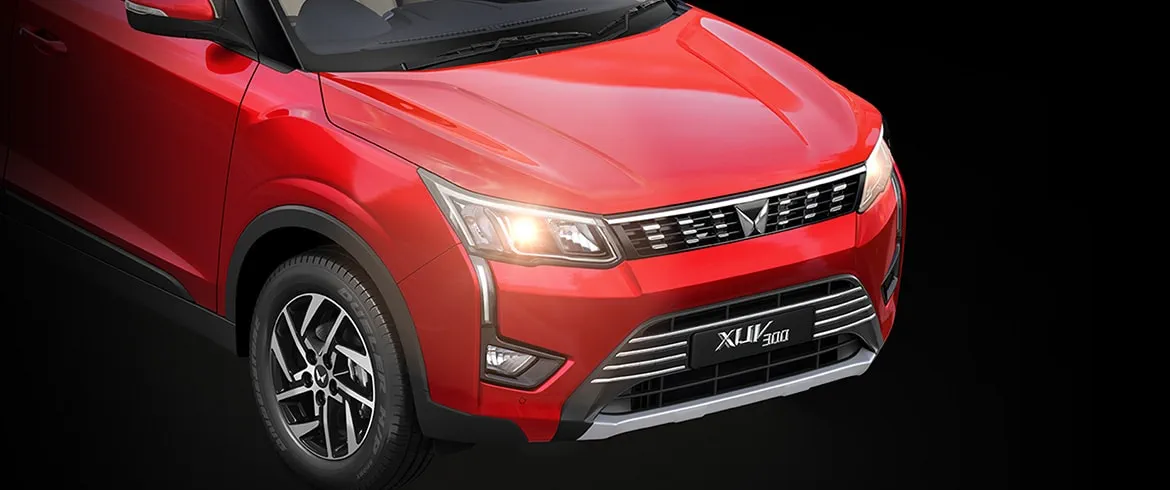 Motomall Mahindra XUV300