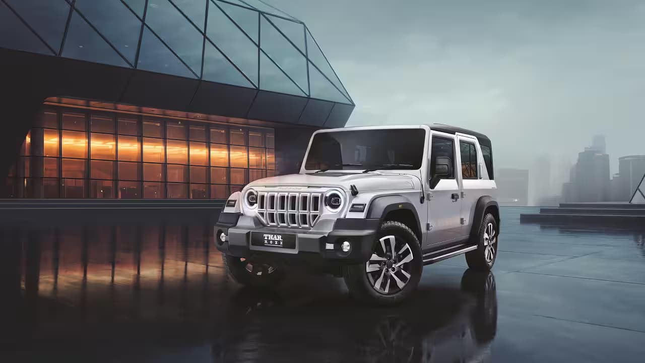 Motomall The Mahindra Thar Roxx: A Deep Dive into Performance and Pricing Against Rivals