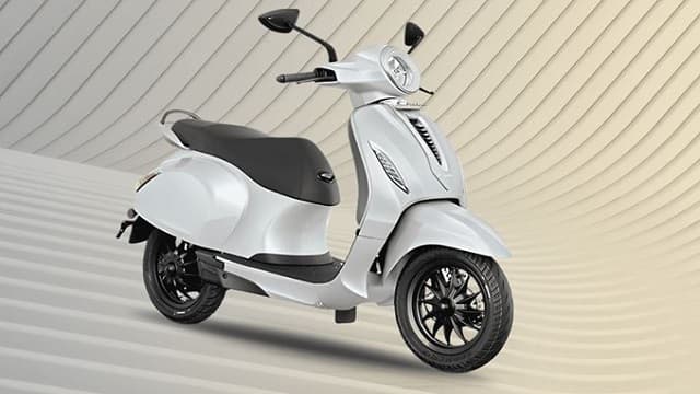 Motomall Bajaj Chetak Blue 3202: The Electric Scooter That Keeps You Moving