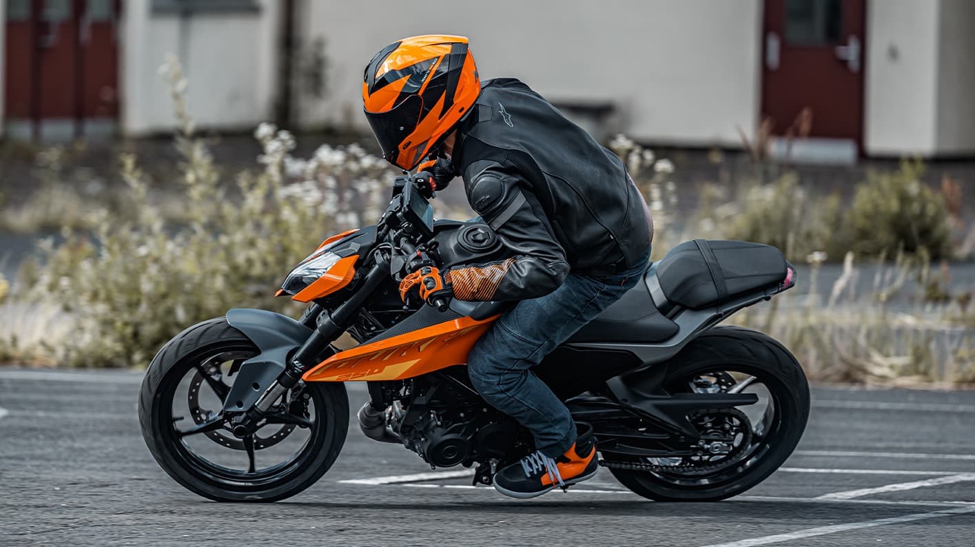 Motomall 2024 KTM Duke 250 & Duke 125 Unveiled, India Launch Soon