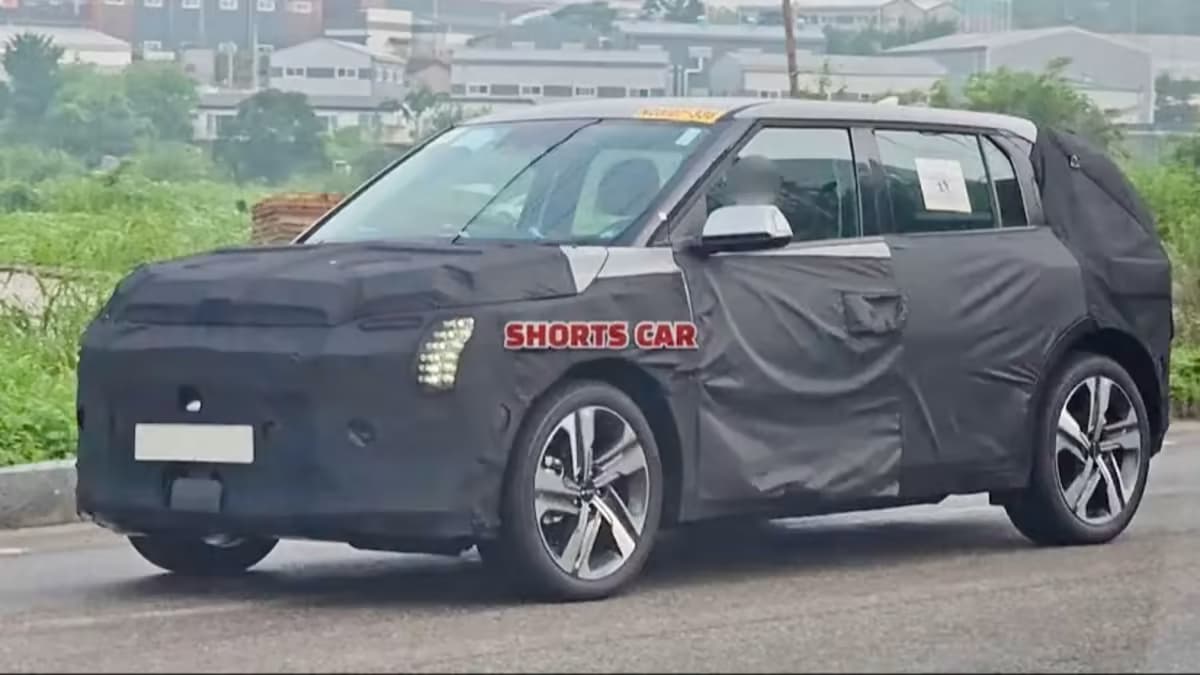 Motomall Kia EV4, the Electric Kia Seltos Equivalent Leaked
