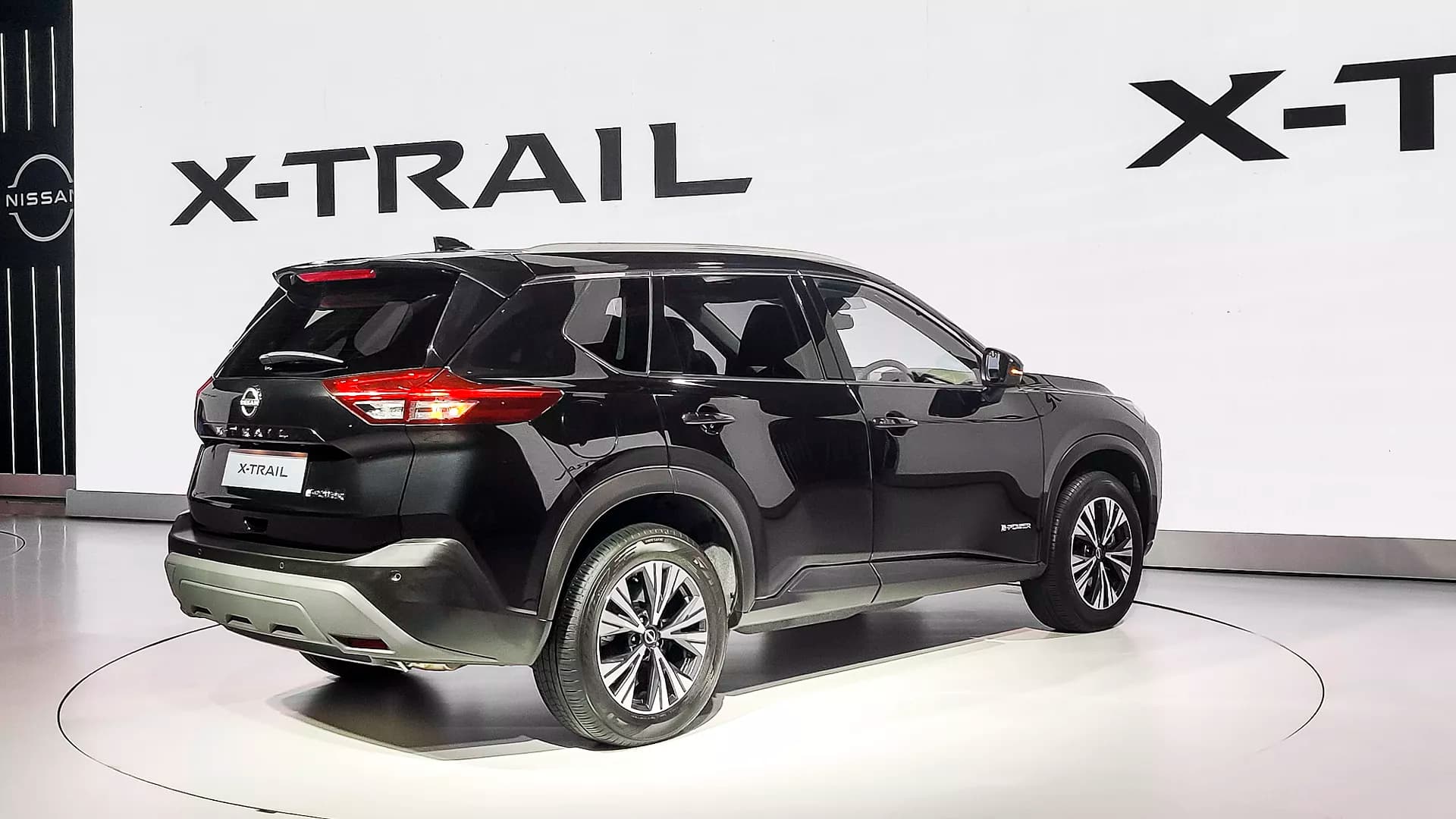 Motomall Nissan X-Trail Review: Discover the X-Factor of This SUV